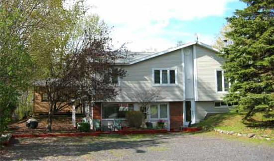 Chalet Maison Condo à louer Bromont QC