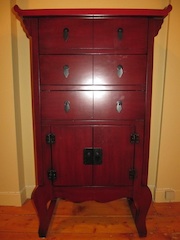 Armoire à bijoux