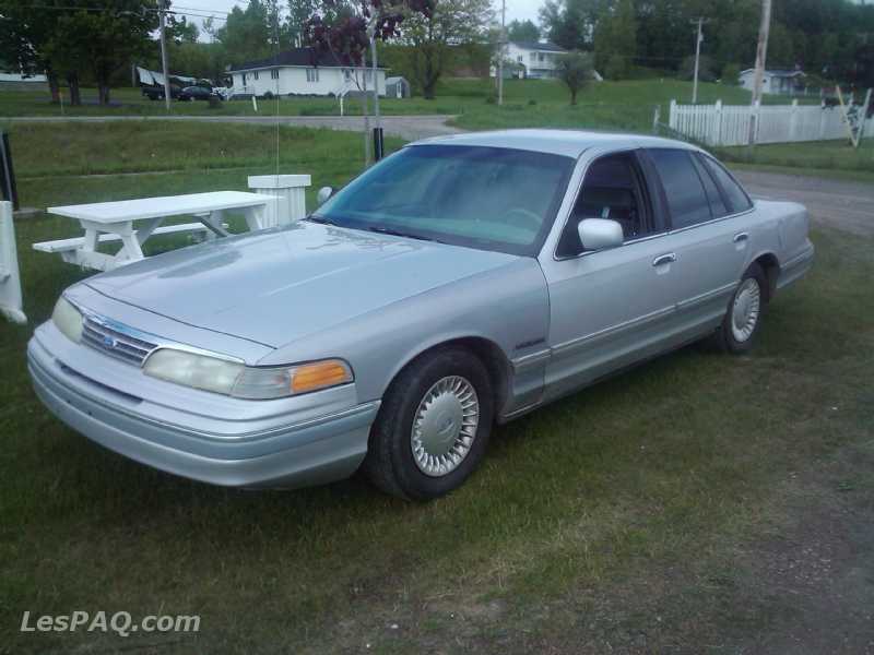 1993 Ford Crown Victoria