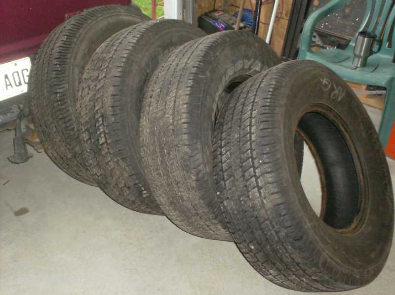 4 PNEU 265/ 70 R 16