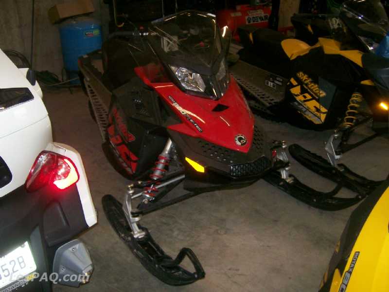 SKI-DOO Renegade 800ETec 2011